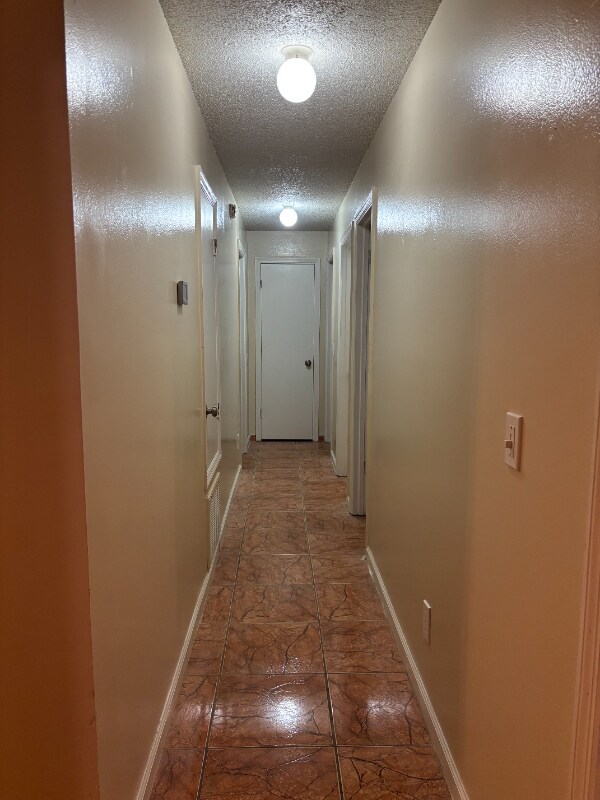 Foto del edificio - 2039 Garwood Dr