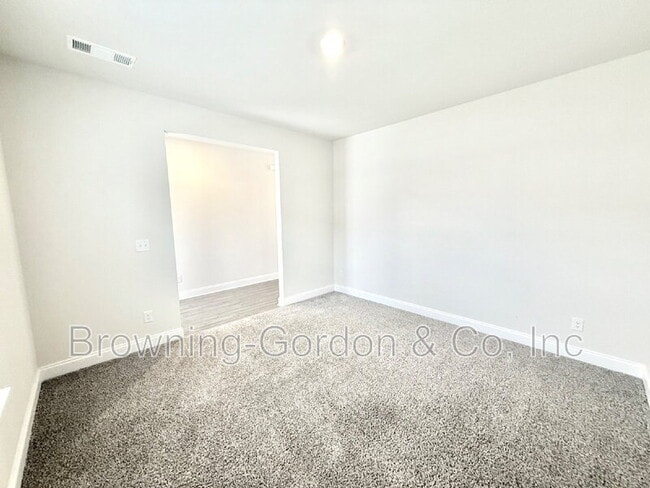 Photo - 7118 Evans Hl Wy House