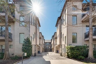 Building Photo - 4023 Rawlins St