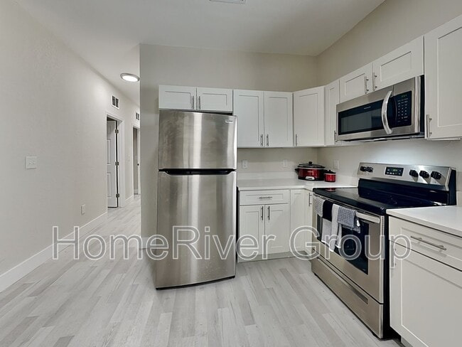 Foto del edificio - 2423 E 19th Ave