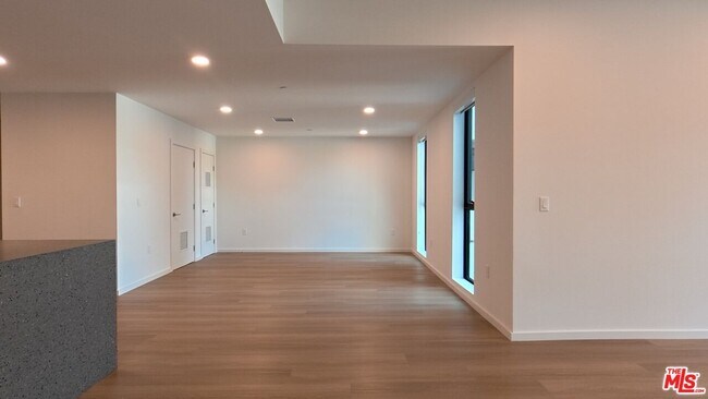 Foto del edificio - 5119 Colfax Ave