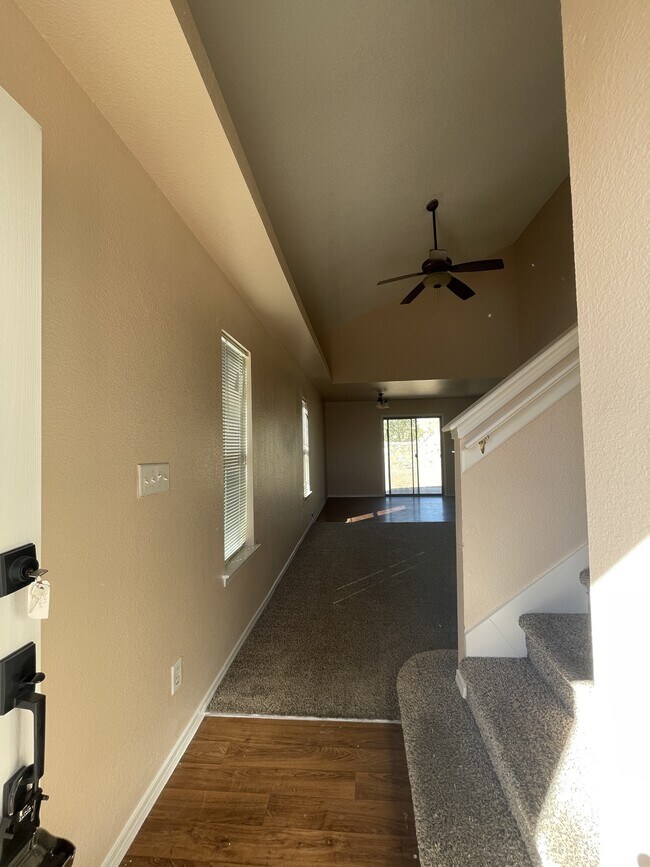 Foto del edificio - 3425 Scarlet Point Dr