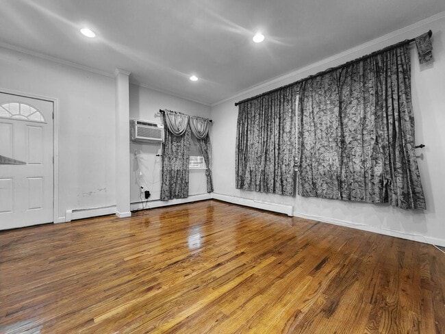 Foto del edificio - 176-31 130th Ave