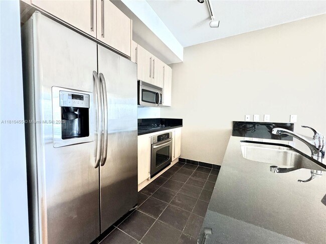 Foto del edificio - 1111 SW 1st Ave