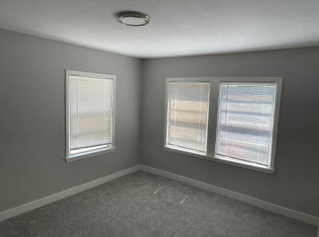 Foto del edificio - 727 W 5th St