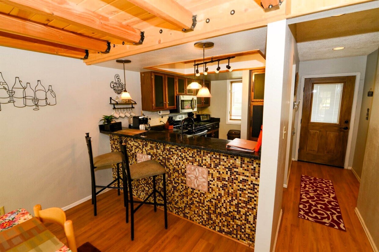 Foto principal - 247 Davis Cup Dr