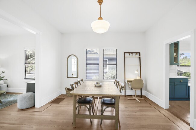 Building Photo - 420 3rd St