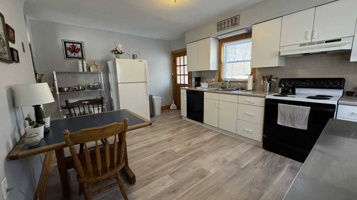 20 Terrace View, Easthampton, MA 01027 Townhome Rentals in