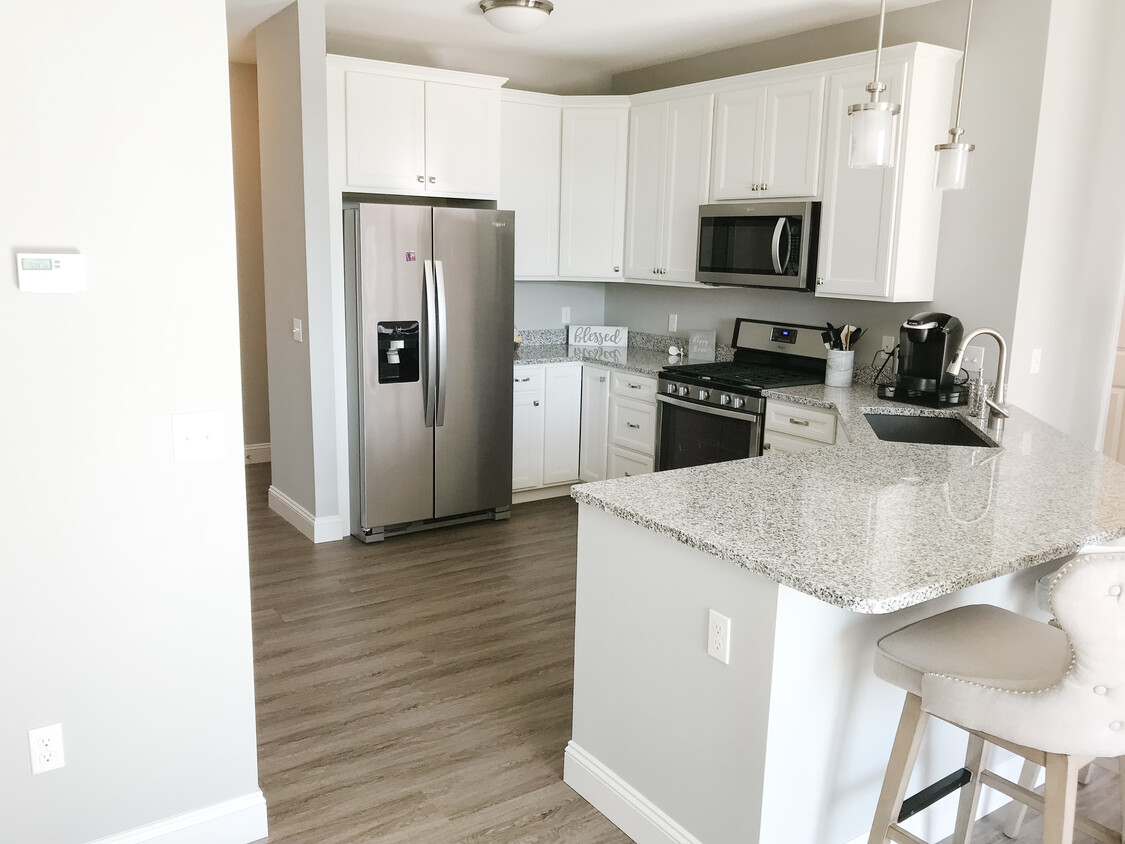 Stainless Steel Appliances - 81 Holland Ln