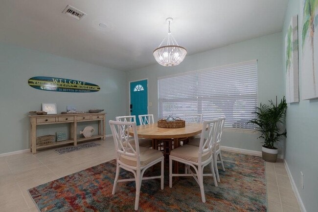 Photo - 1424 Willow Rd House