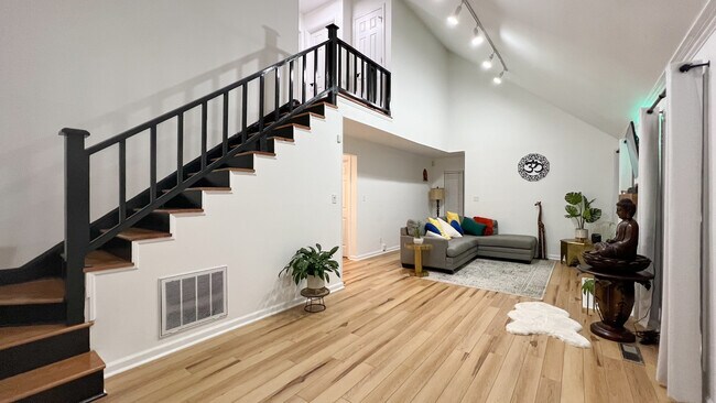 Foto del edificio - 3800 Churchill Rd