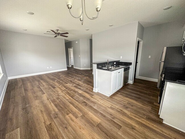 Foto del edificio - 106-102 Vitava Dr