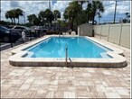 Foto principal - 14531 Walsingham Rd