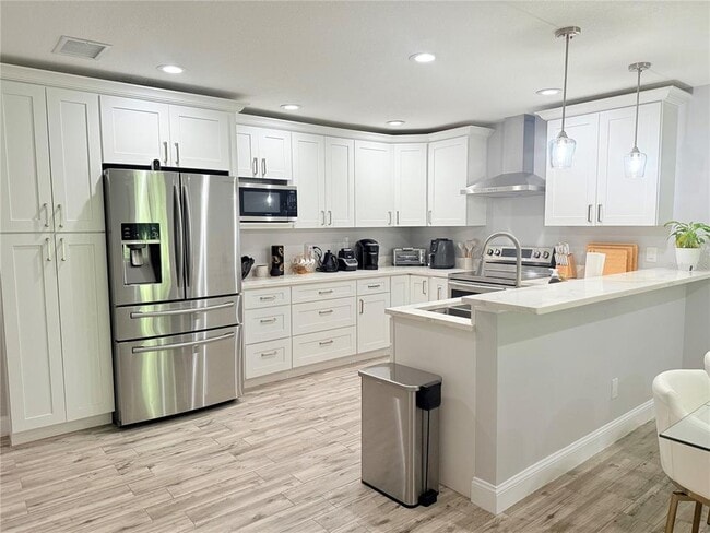 Foto del edificio - 4312 Silver Falls Dr