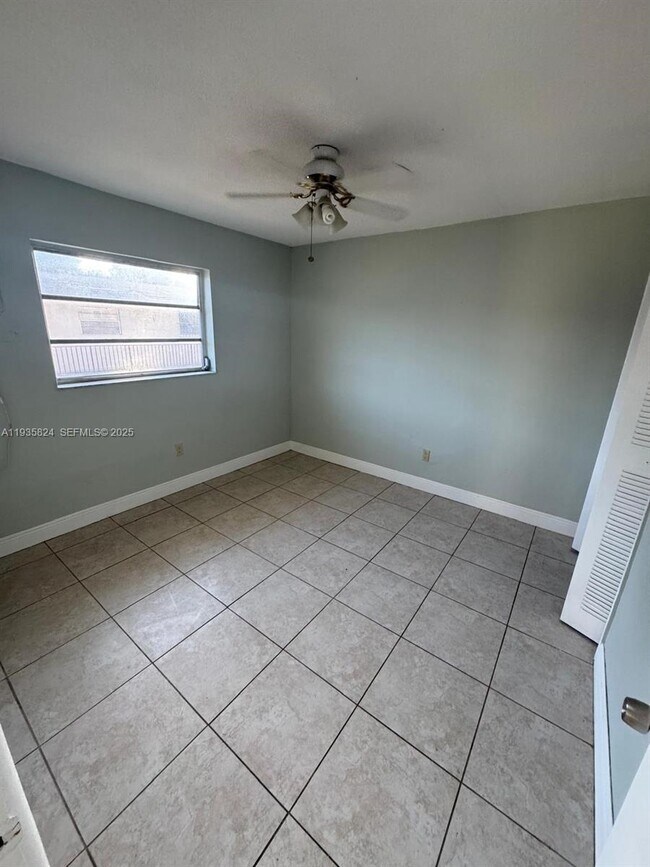 Building Photo - 1945 NW 29th St