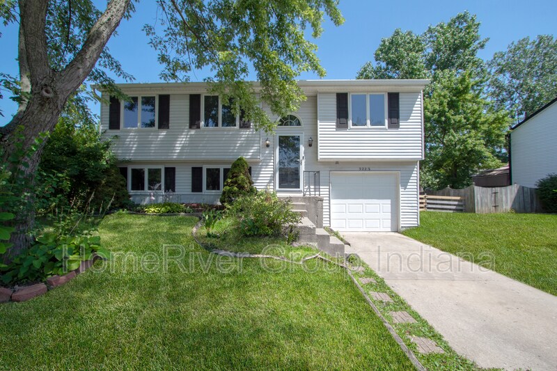 3222 Wedgewood Dr, Indianapolis, IN 46227 House Rental in