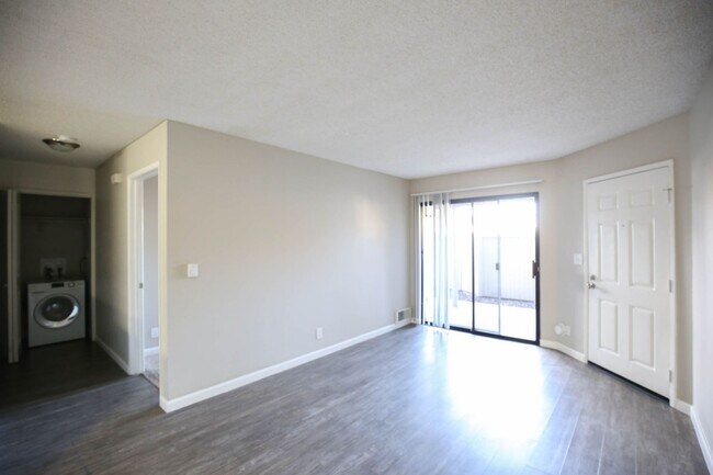 Foto del edificio - Woodbridge Apartments in Irvington Fremont