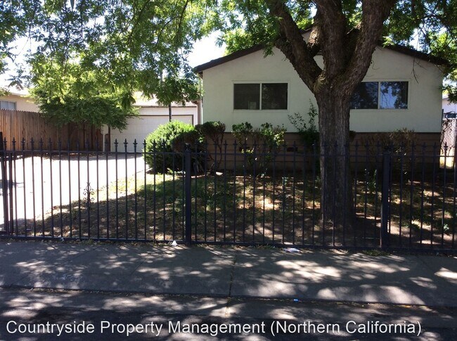 Foto del edificio - 3 br, 1 bath House - 2446 Belair Street