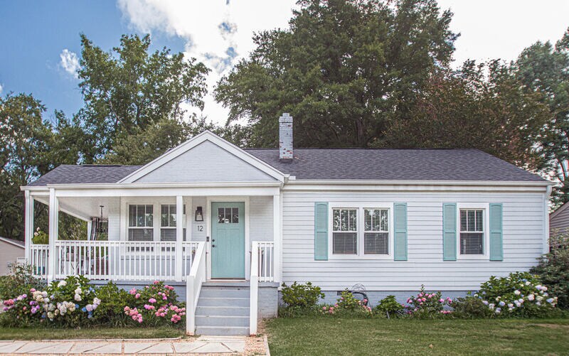 Primary Photo - 12 Cool Springs Dr