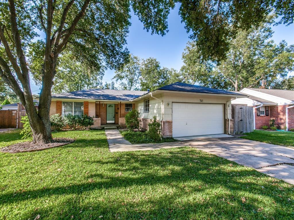 Primary Photo - 741 Newberry Dr