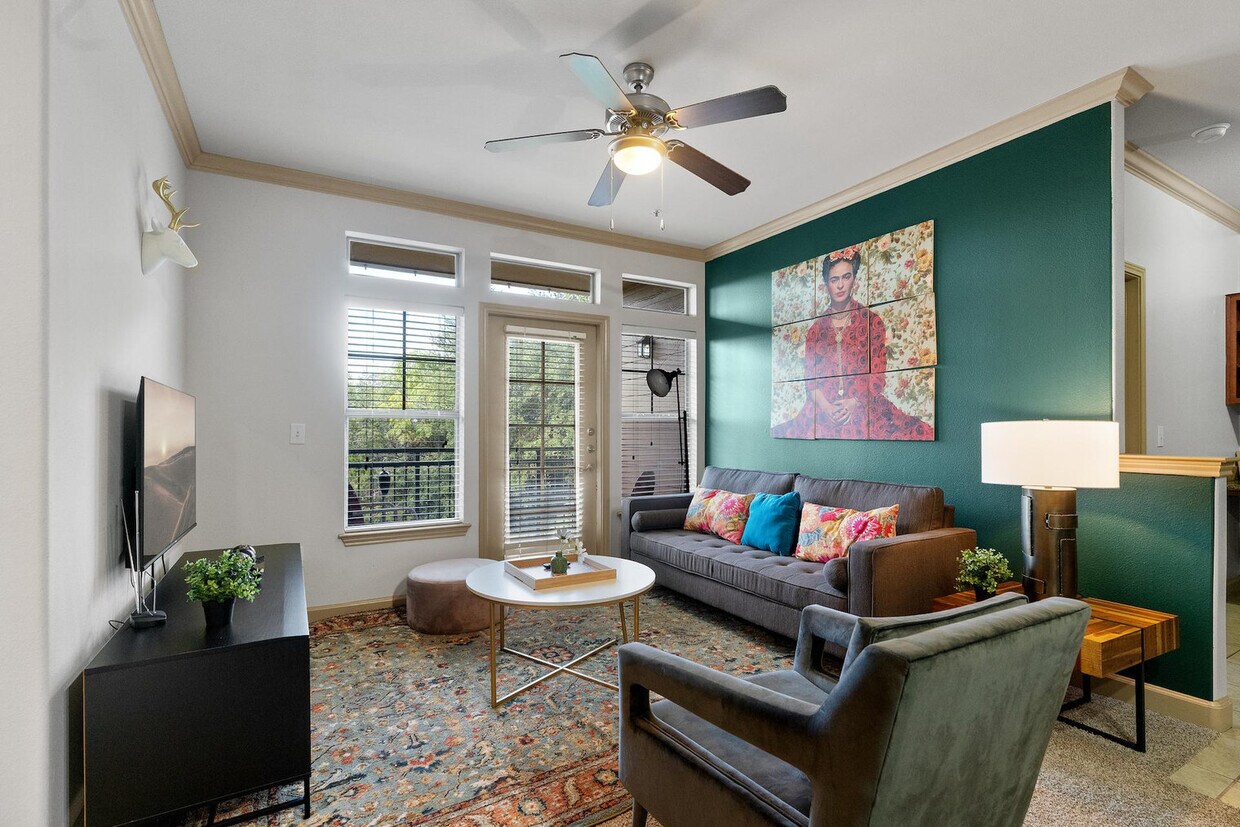 Foto principal - 6500 Champion Grandview Way