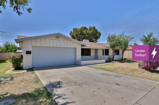 Building Photo - 7340 N 39th Ave
