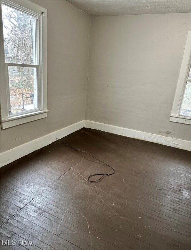 Building Photo - 6701 Gertrude Ave