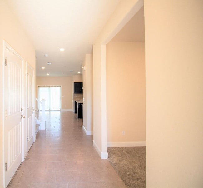 Building Photo - 4419 Kerr Ct