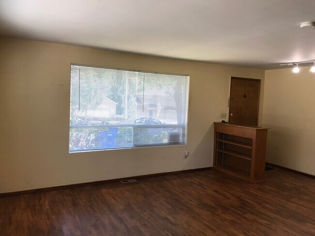 Living room - 12313 35th Ave NE