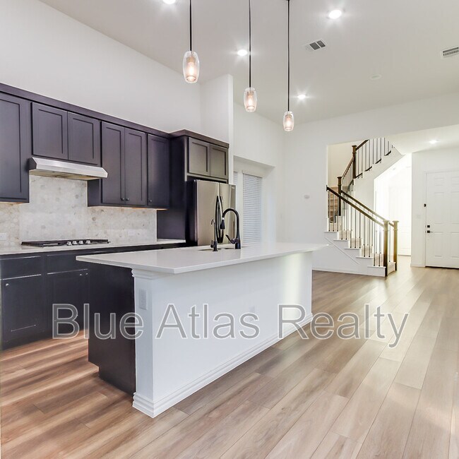 Foto del edificio - 235 Woodson St