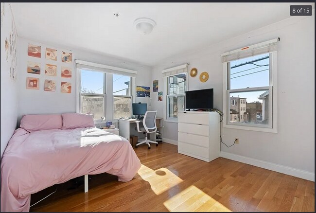 Foto del edificio - 150 W 9th St