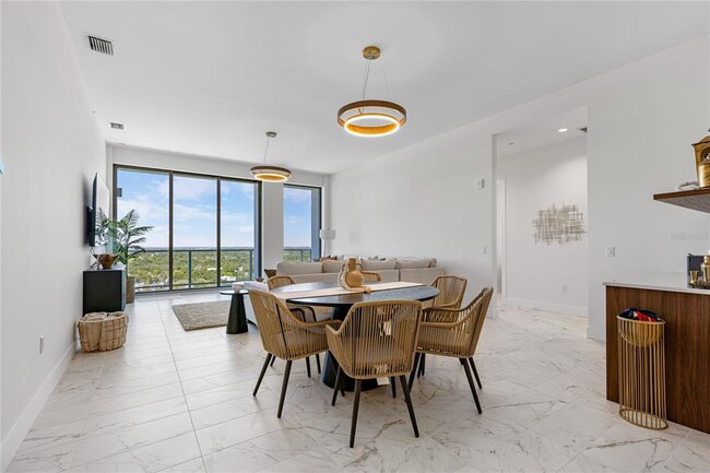 Foto del edificio - 777 3rd Ave N