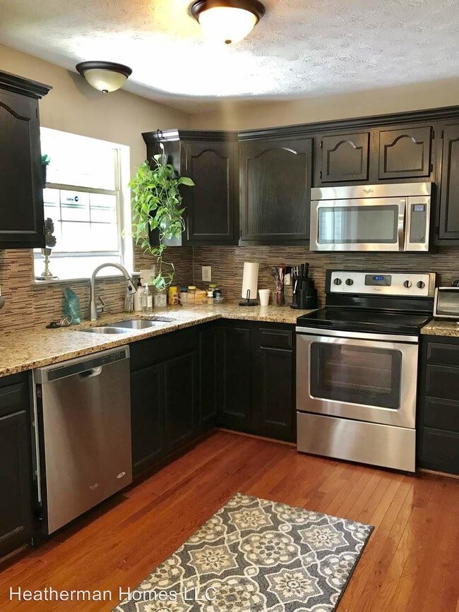 Building Photo - 3 br, 3.5 bath House - 209 Bentley Court