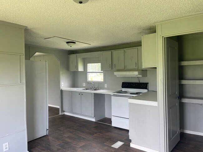 Foto del edificio - 3 BR 2 Bath 1,280 sq ft singlewide mobile home on 0.88 acres in Lonoke, AR