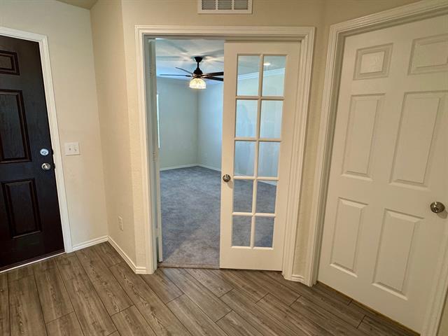 Foto del edificio - 1033 Binney Dr