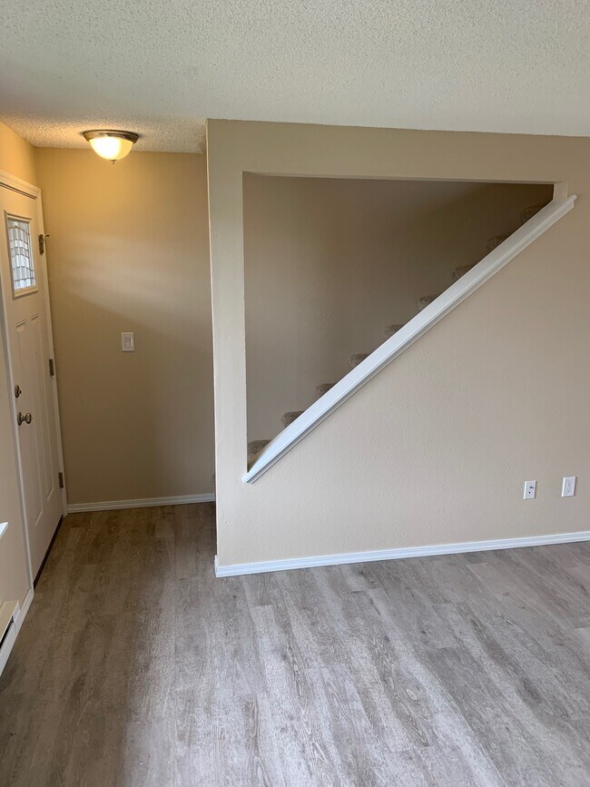 205 21st Pl SE, Auburn, WA 98002 Townhome Rentals in Auburn WA