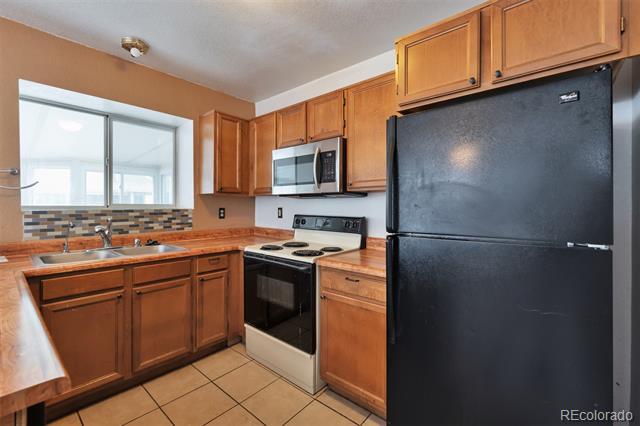 Building Photo - 4155 S Lewiston Cir