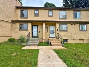 Building Photo - 11513 Richmond Ave