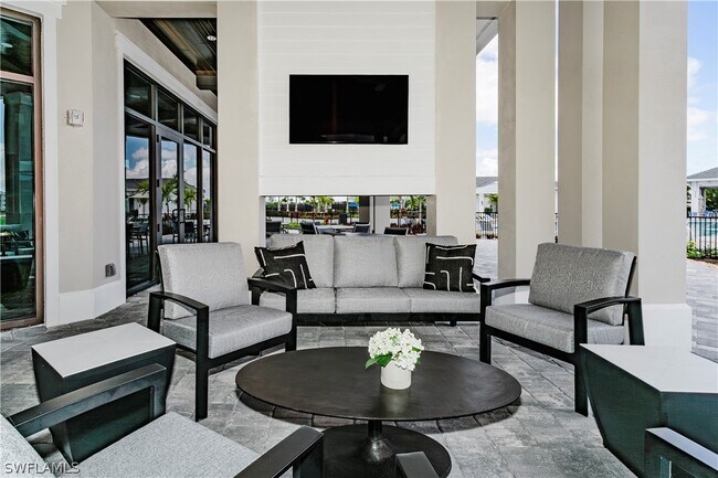 Building Photo - 6082 National Blvd