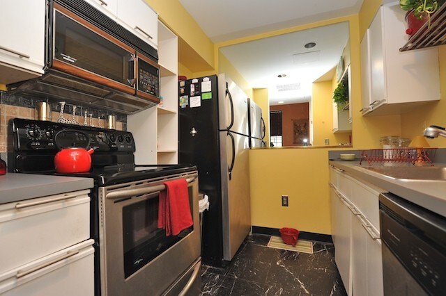 Foto del edificio - 1601 Spring Garden St