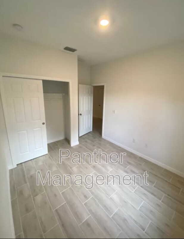 Building Photo - 3437 SW 8th Pl