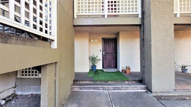 Foto del edificio - 680 Dartmore Ln