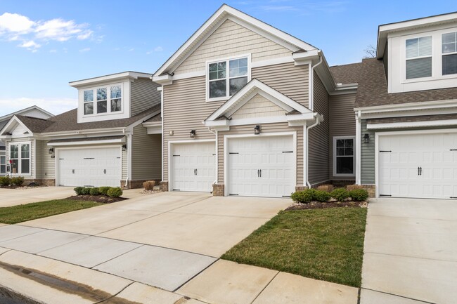 Building Photo - 4260 Longleaf Pl