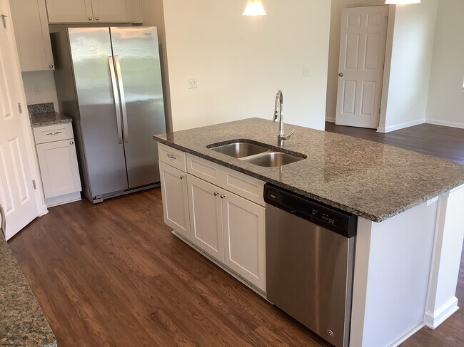 Building Photo - 155 E Jayce Way