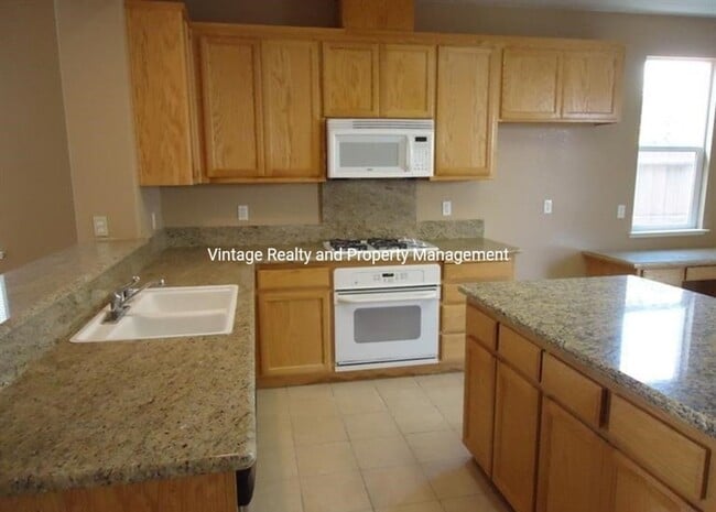 Building Photo - 1473 Swallow Tail Ln