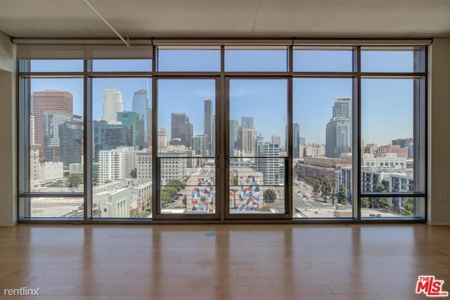 Building Photo - 1 br, 2 bath Condo - 1100 S Hope St Apt 1415