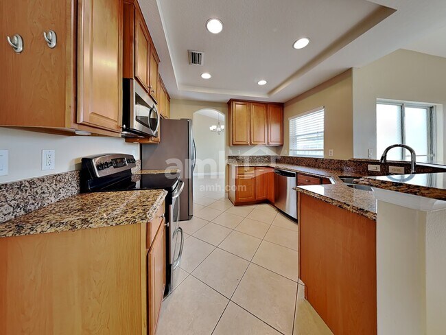 Foto del edificio - 2458 SW Lamb Avenue