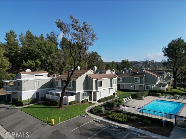 Building Photo - 700 Golden Springs Dr