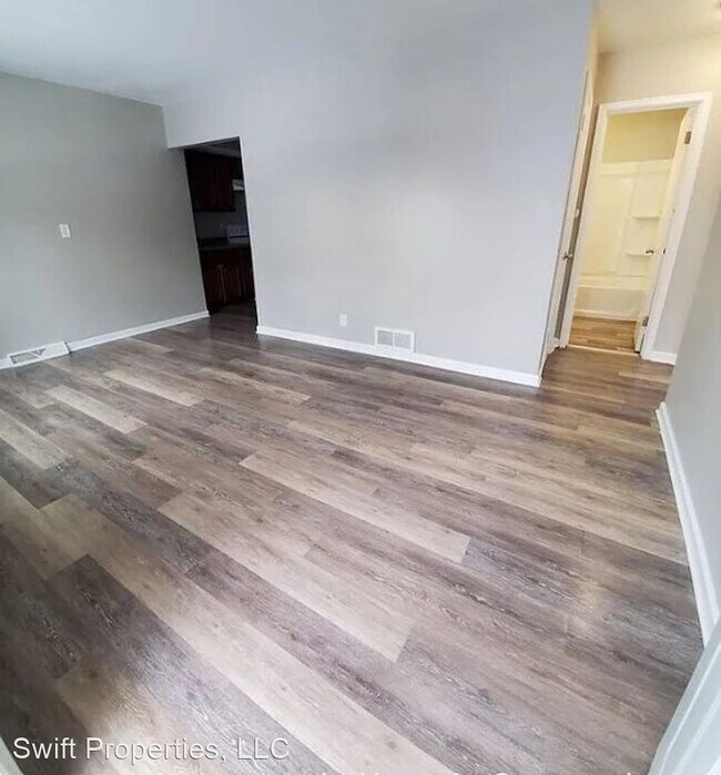 Building Photo - 3 br, 1 bath House - 1207 Wade Street