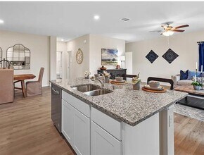 Building Photo - 1323 Taggart St